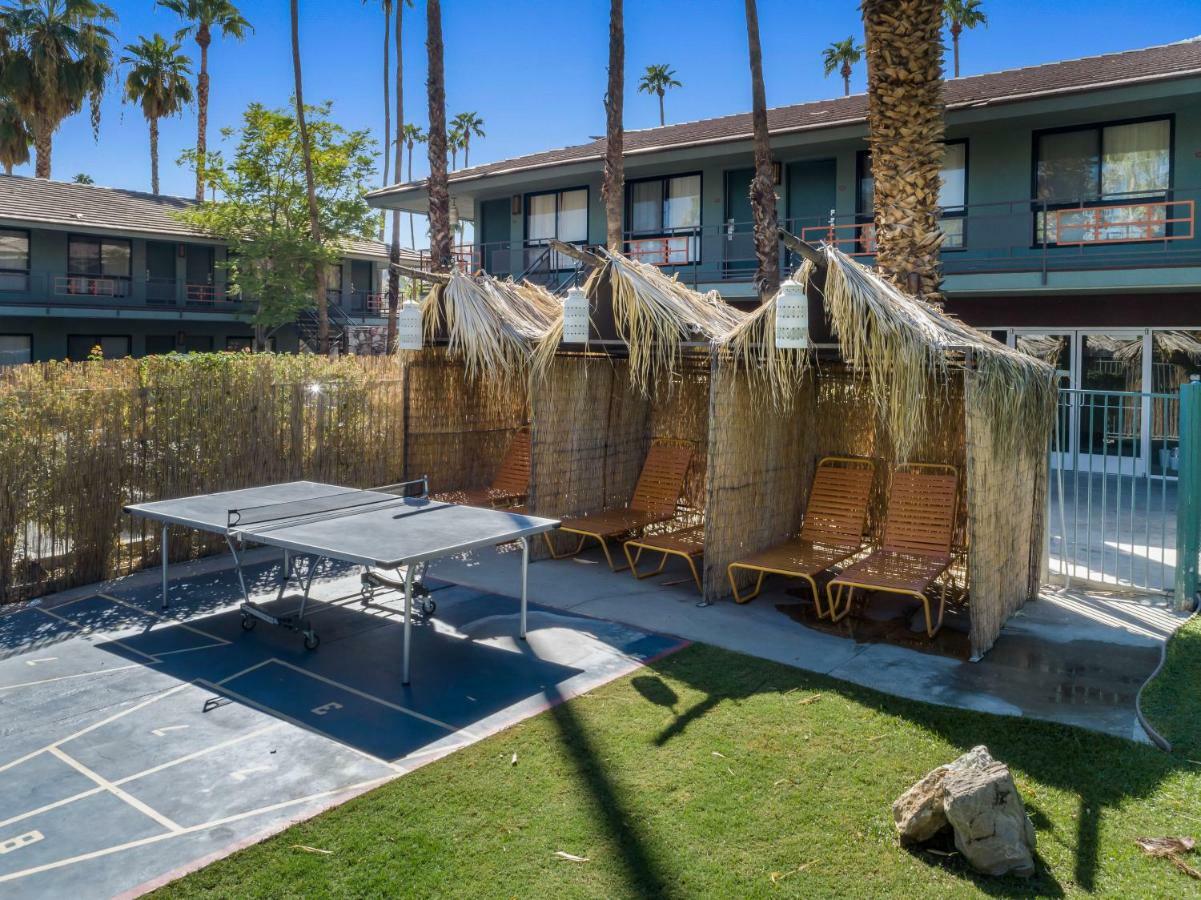 Caliente Tropics Hotel Palm Springs Luaran gambar