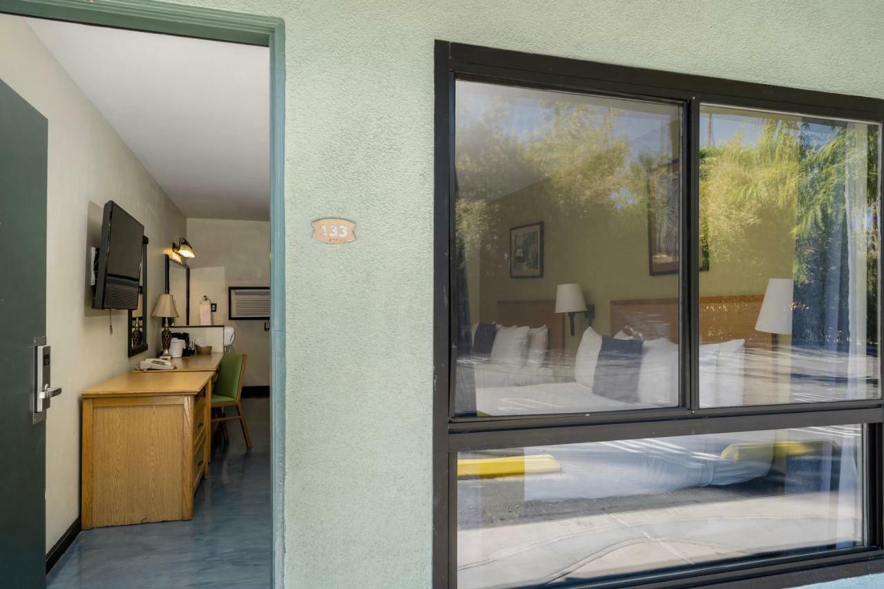 Caliente Tropics Hotel Palm Springs Luaran gambar
